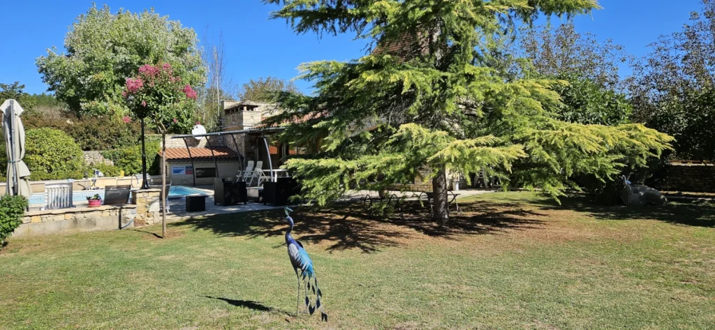 gite en Dordogne piscine sarlat